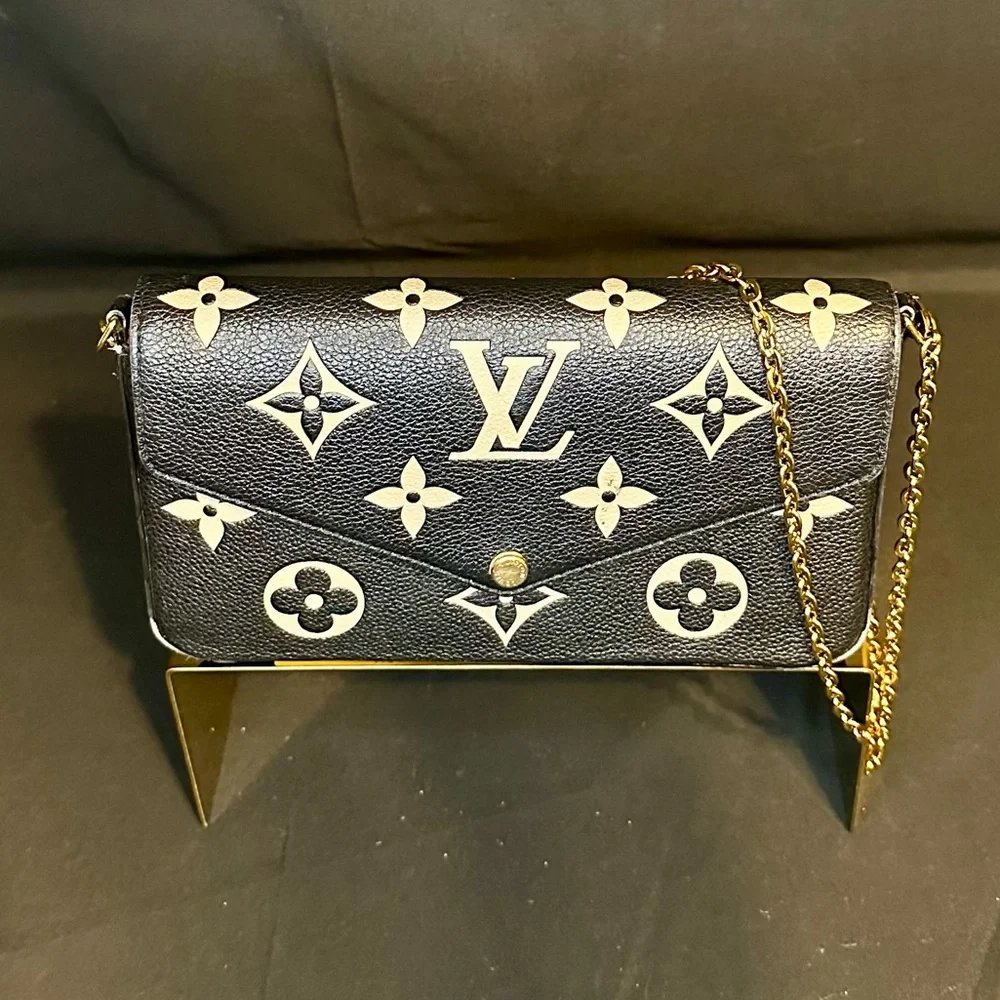 LOUIS VUITTON Monogram Empreinte Felicie Pochette